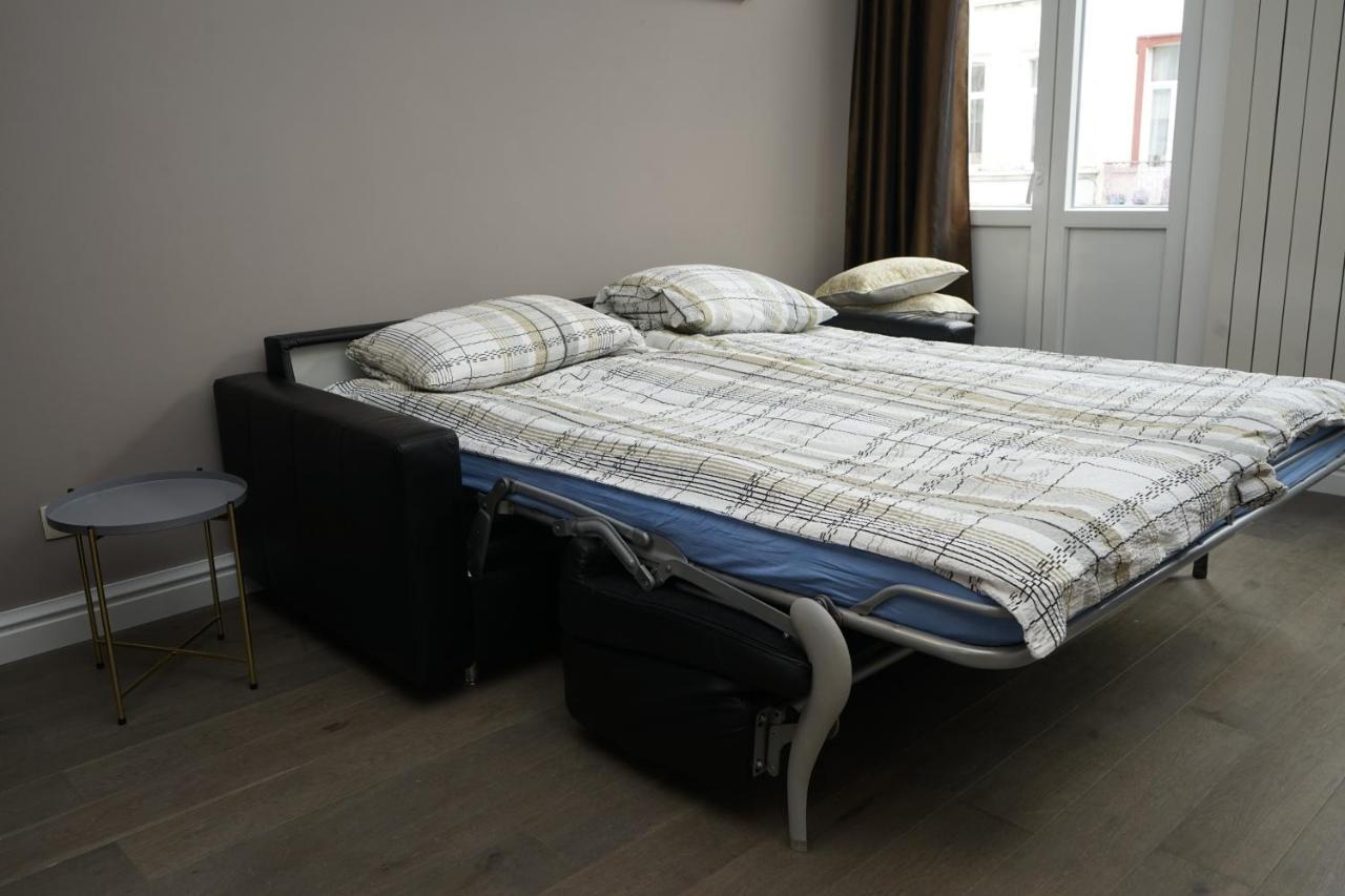Modern Apartment At European Quarter Brussel Bagian luar foto